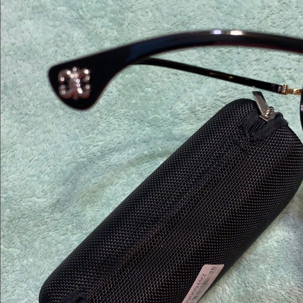 MIRRORED ROUND SUNGLASSES - Picture 4 of 8